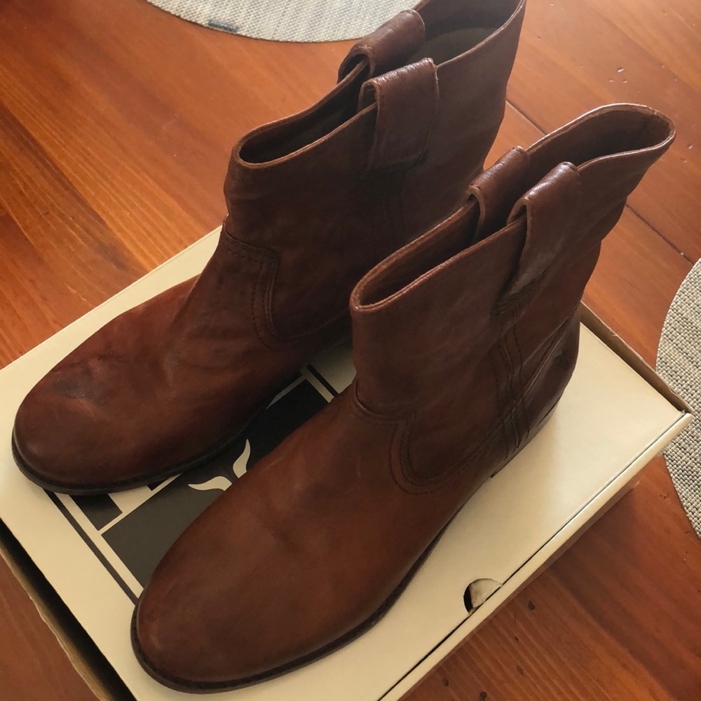 Frye cognac above the ankle leather boot.